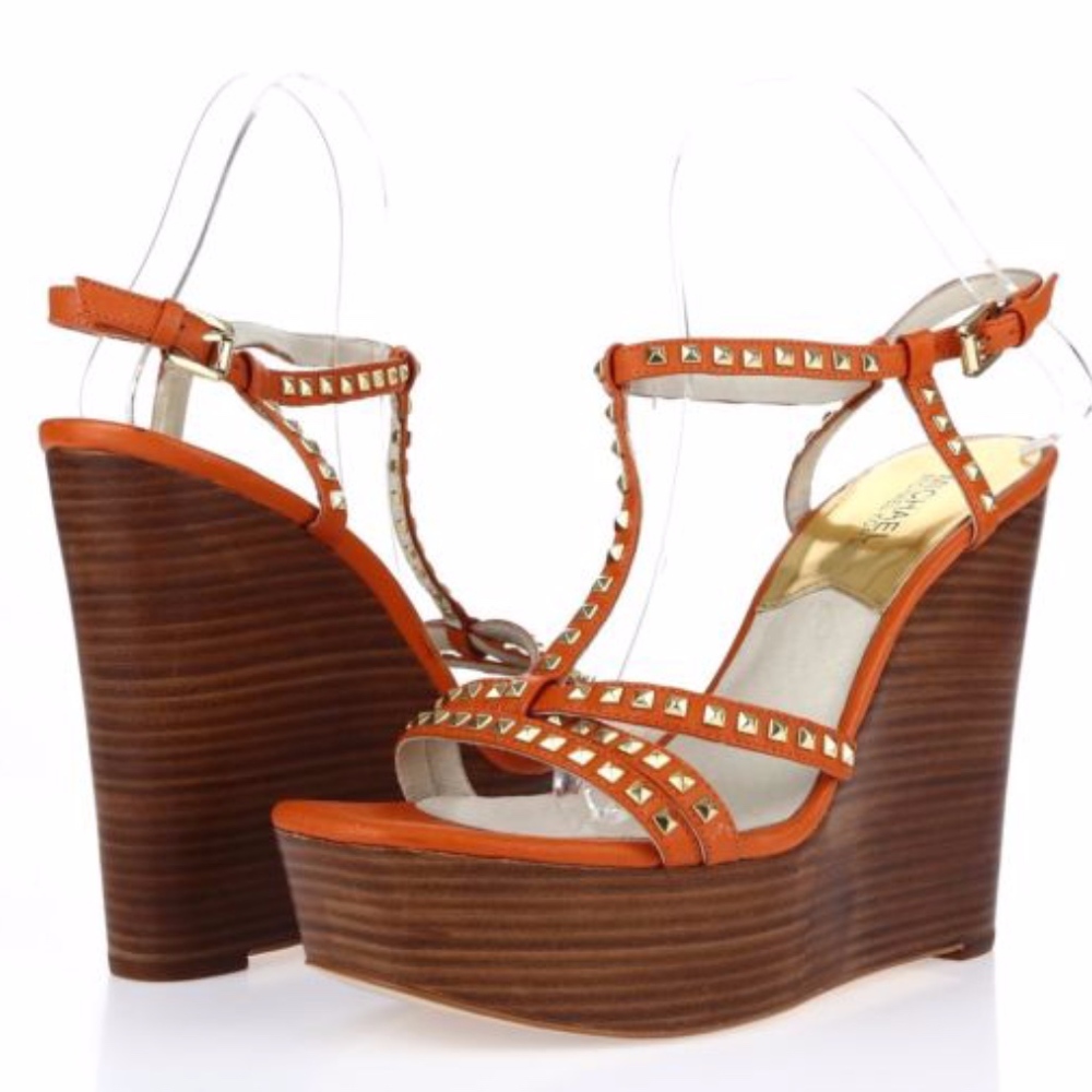 Michael Kors Alexi Wedge in Tangerine - S8